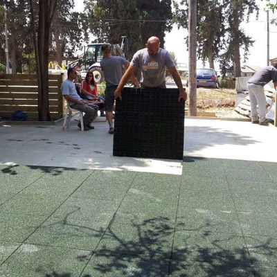 אריח גומי שחור ממוחזר עובי 10 מ"מ – תמונה 4